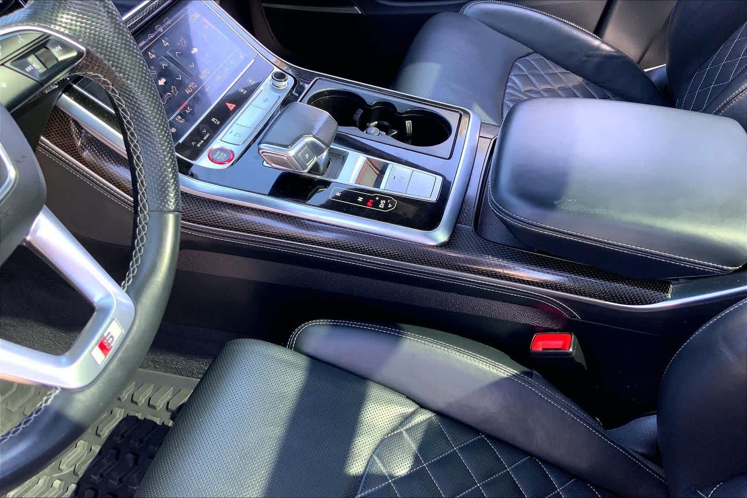 Used 2022 Florett Silver Metallic Audi Prestige image 17