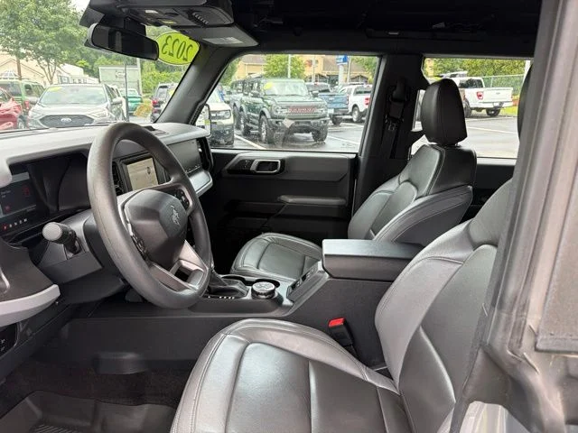 Used 2023 Silver Ford Base image 16