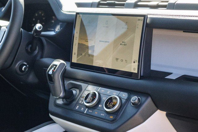 Certified Used 2025 Black Land Rover X-Dynamic SE image 16
