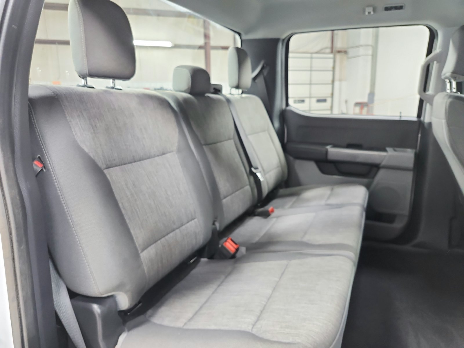 Used 2023 Oxford White Ford XL image 39