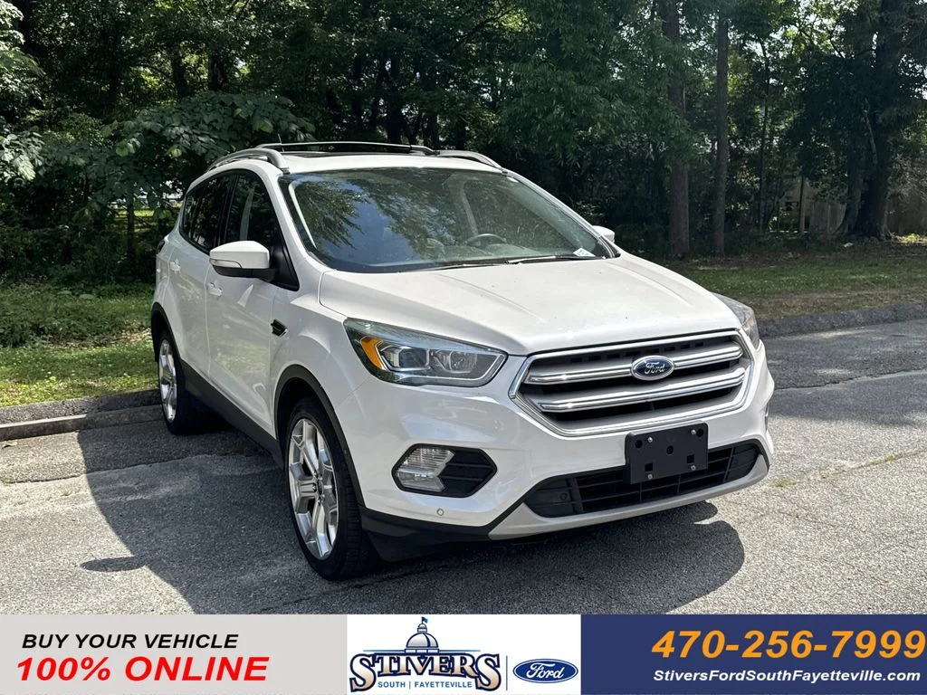 2018 Ford Escape Titanium's photo