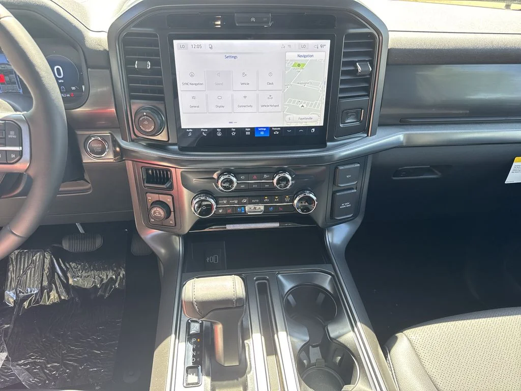 New 2026 Gray Ford Lariat image 27