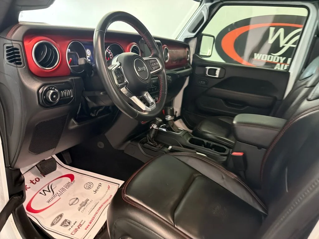 Used 2022 White Jeep Unlimited Rubicon image 11
