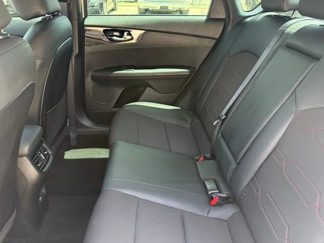 Used 2024 Snow White Pearl Kia GT image 27