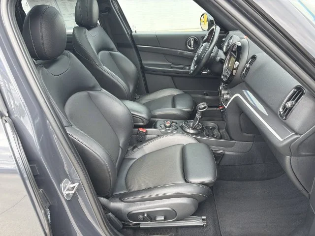 Used 2017 Gray MINI Base image 33