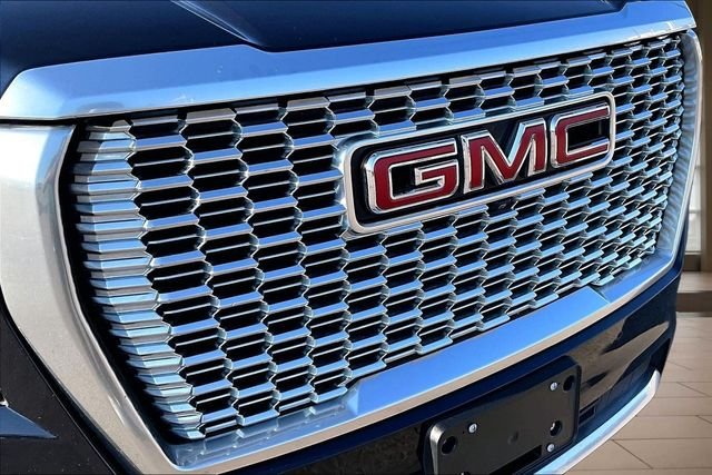Used 2021 Blue GMC Denali image 28