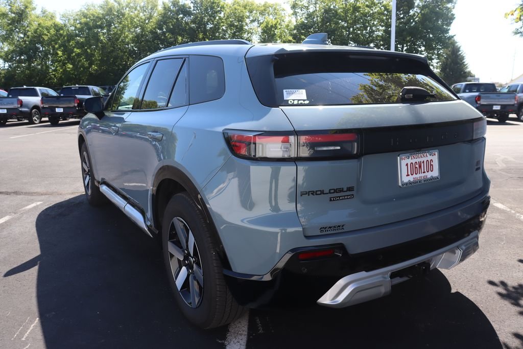 New 2026 Sonic Gray Pearl Honda Touring image 3