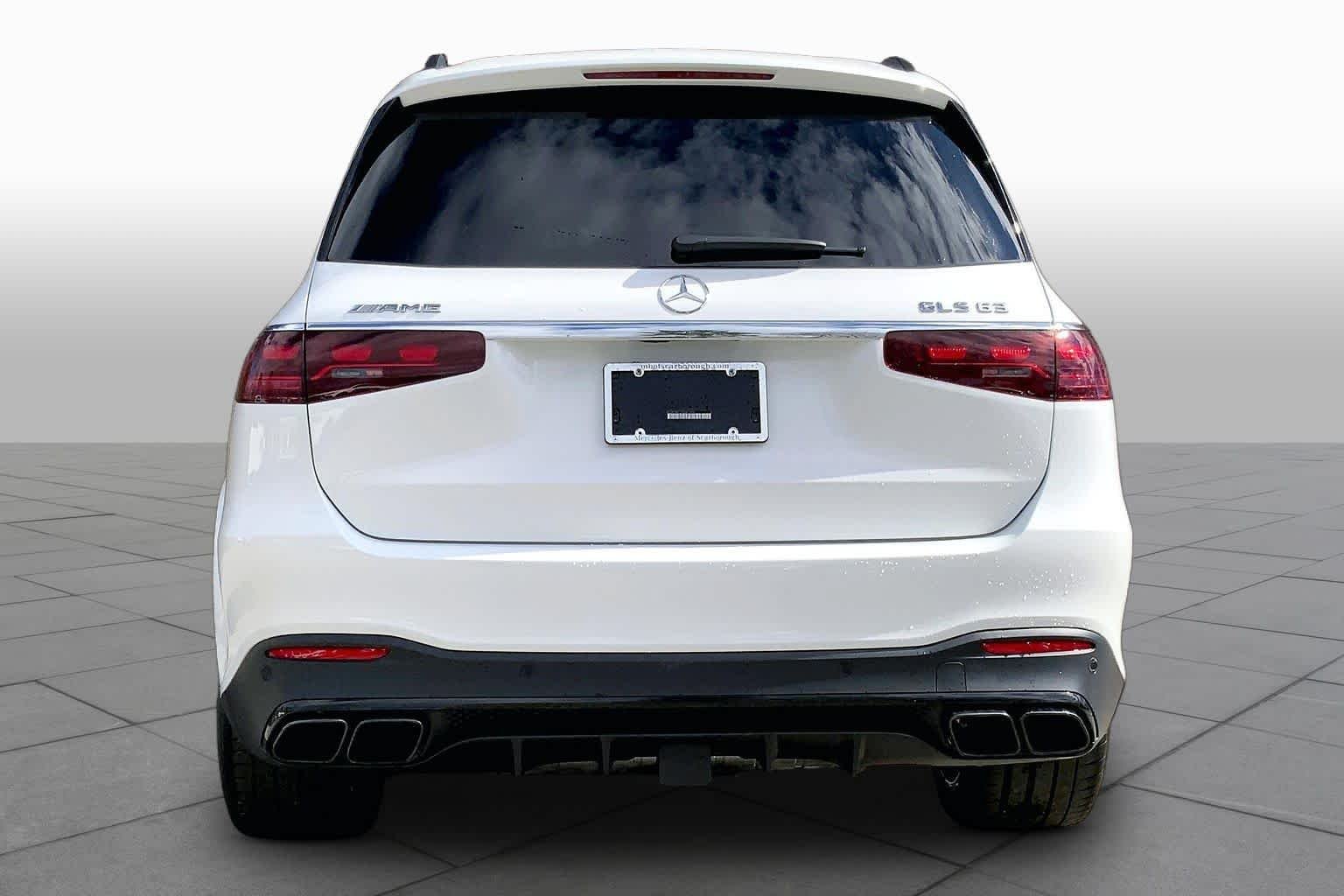 Used 2025 MANUFAKTUR Moonlight White Metallic Mercedes-Benz AMG® GLS 63 image 5