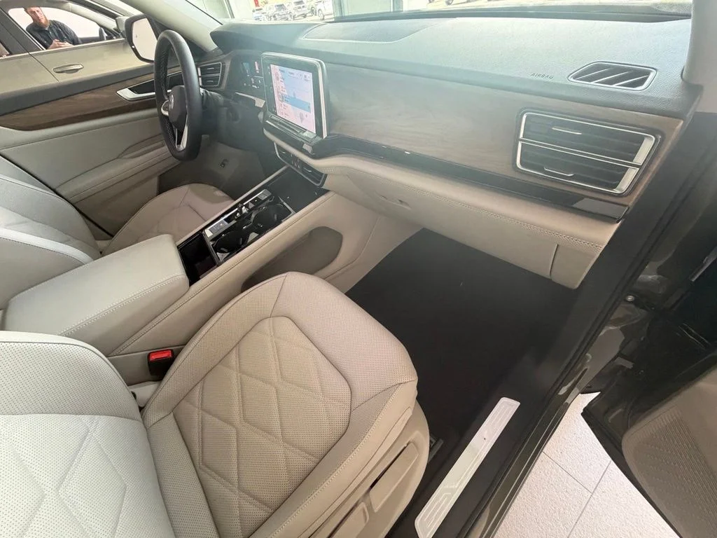 2026 Volkswagen Atlas SE w/Tech - Photo 47