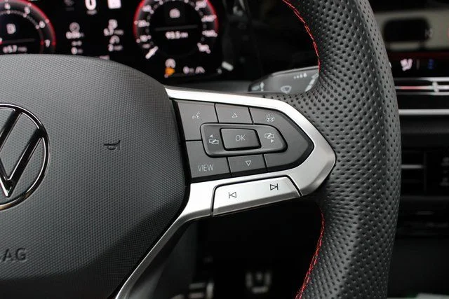 2026 Volkswagen Golf GTI SE - Photo 16
