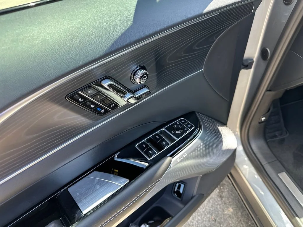 2026 Cadillac LYRIQ Premium Sport - Photo 15