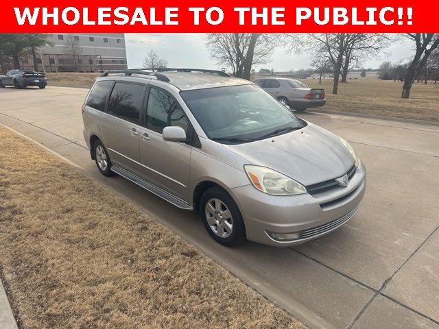 2004 Toyota Sienna XLE