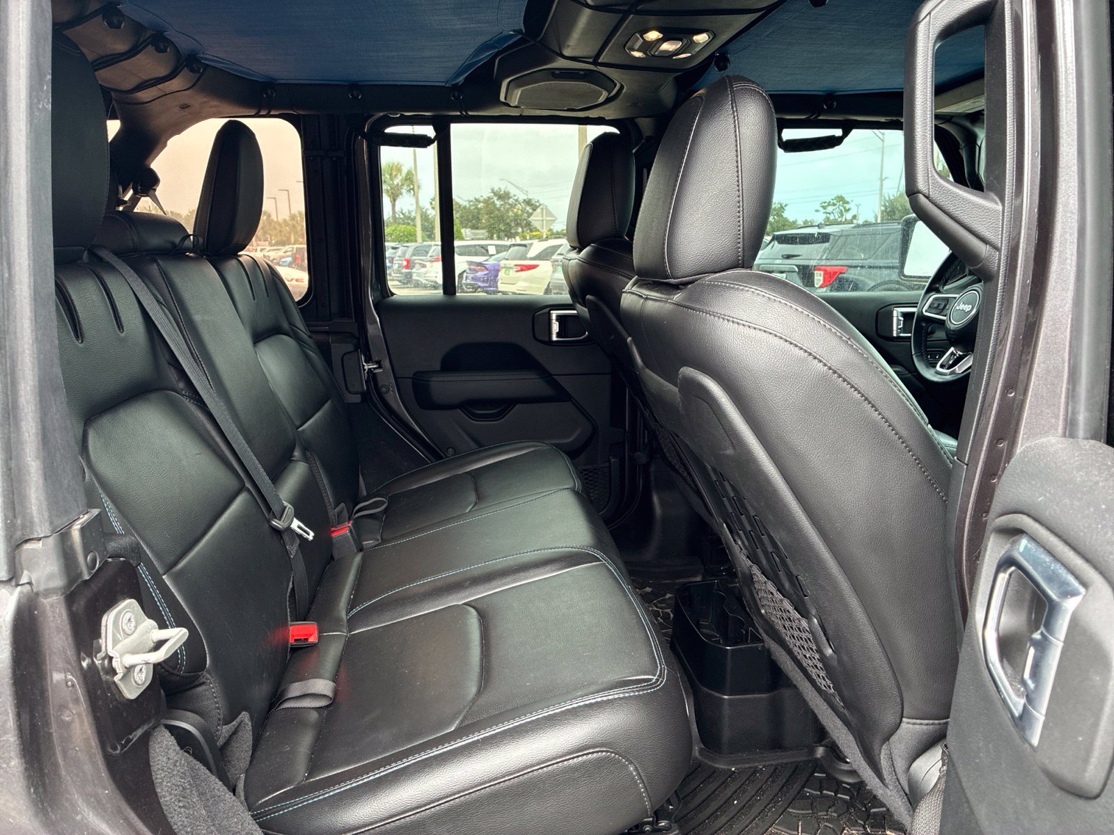 Used 2021 Gray Jeep Unlimited Rubicon 4xe image 11