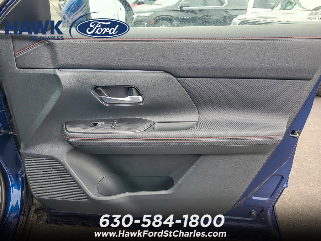 Used 2025 Deep Blue Pearl Nissan SR image 20