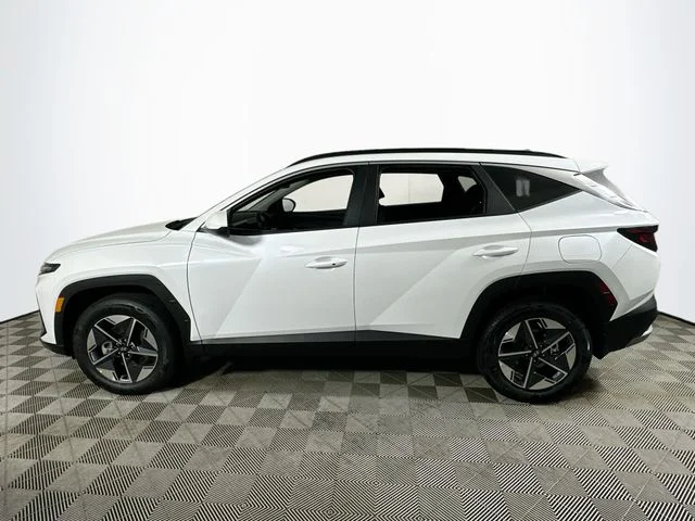 New 2026 White Hyundai SEL image 6