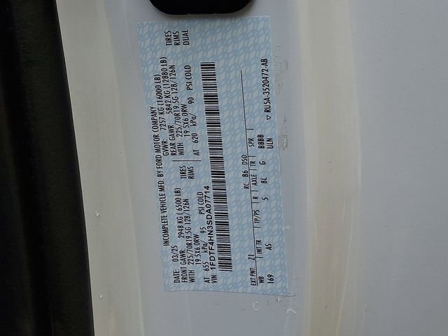 2025 Ford F-450 Super Duty Chassis Cab XL - Photo 20