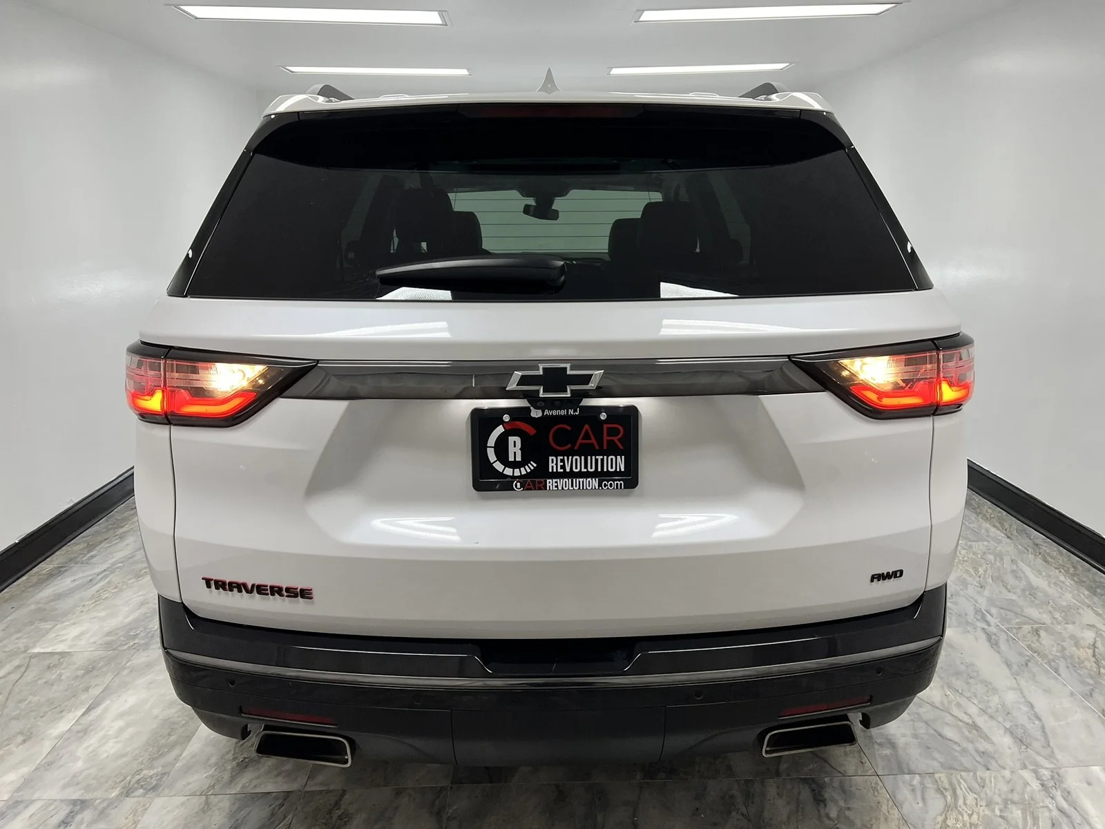 Used 2020 Summit White Chevrolet Premier image 6