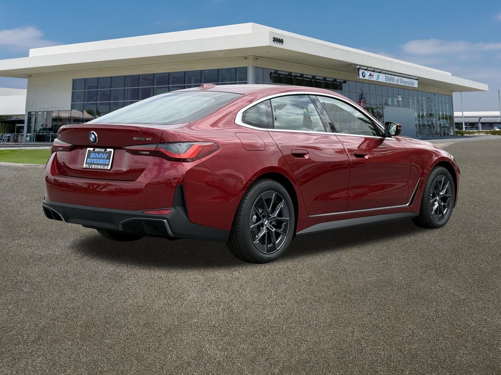 2026 BMW i4 40 - Photo 10