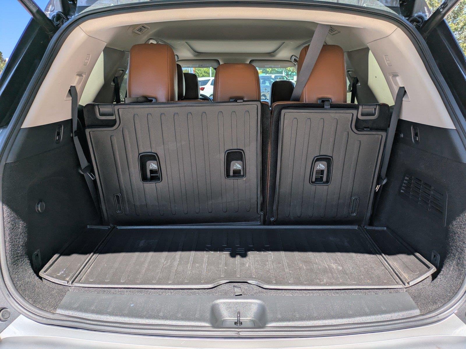 Used 2023 Gun Metallic Nissan Platinum image 13