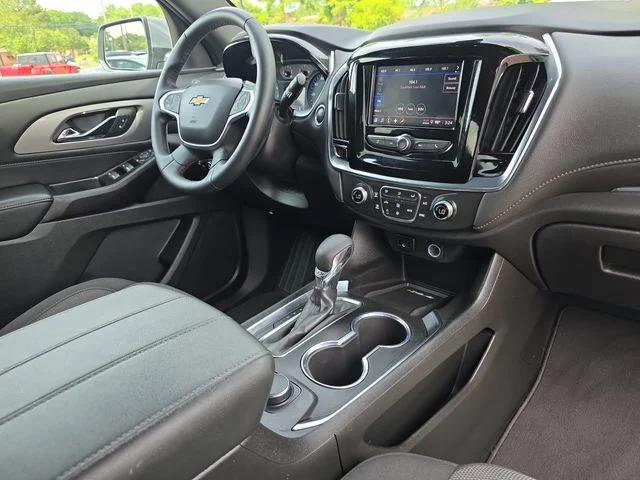 Used 2023 Gray Chevrolet LT image 17