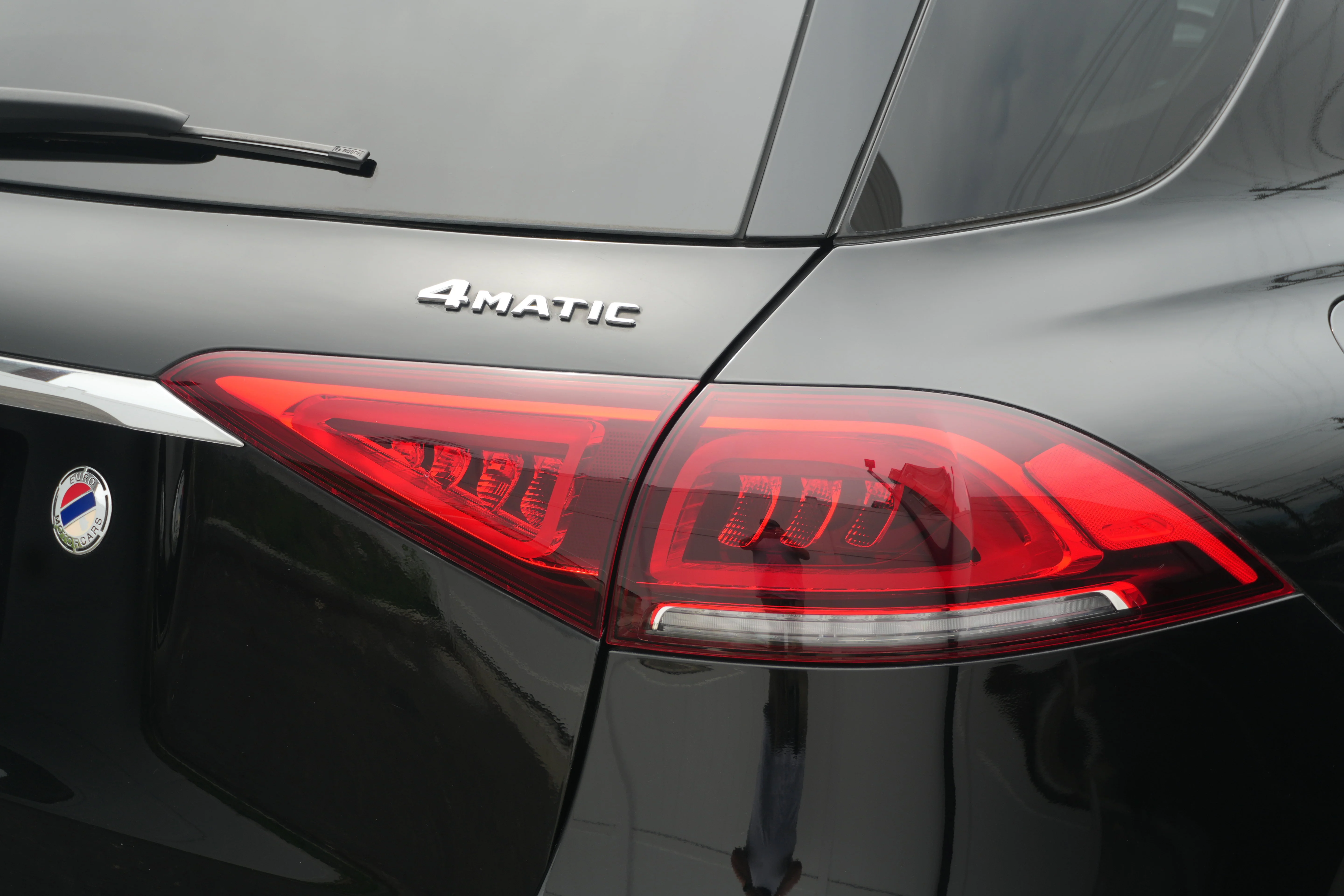 Used 2020 Black Mercedes-Benz GLE 350 image 16