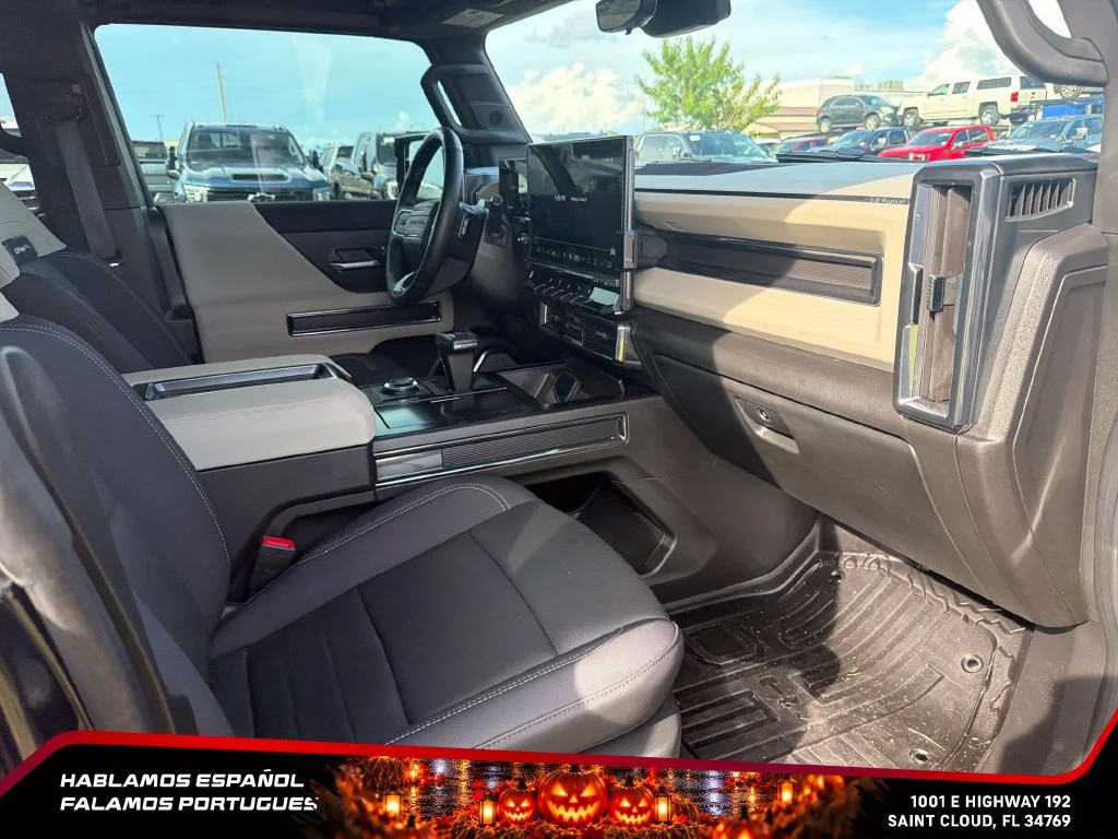 Used 2026 Void Black GMC 2X image 35