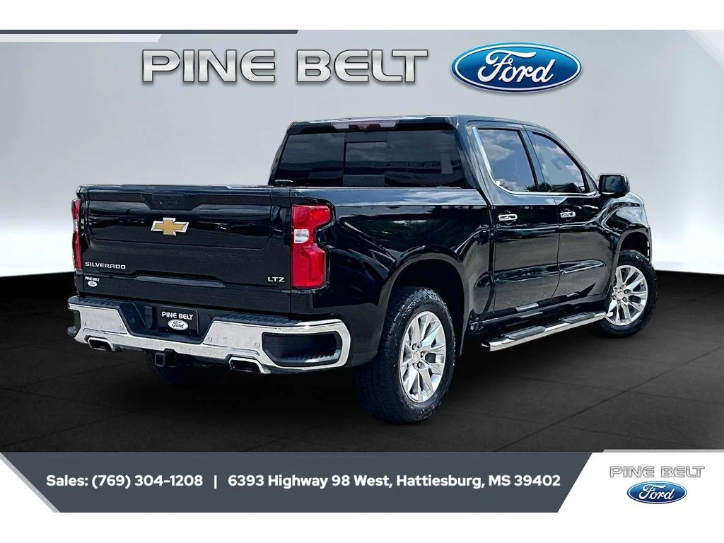 Used 2021 Black Chevrolet LTZ image 11