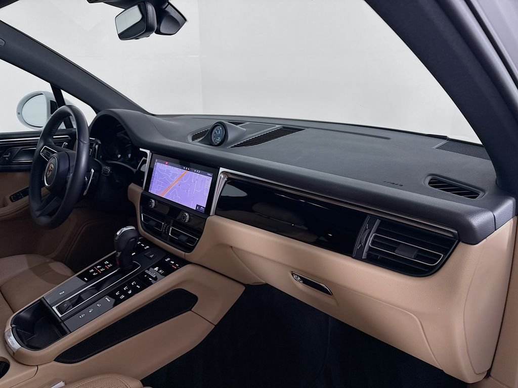 Used 2023 White Porsche  image 30