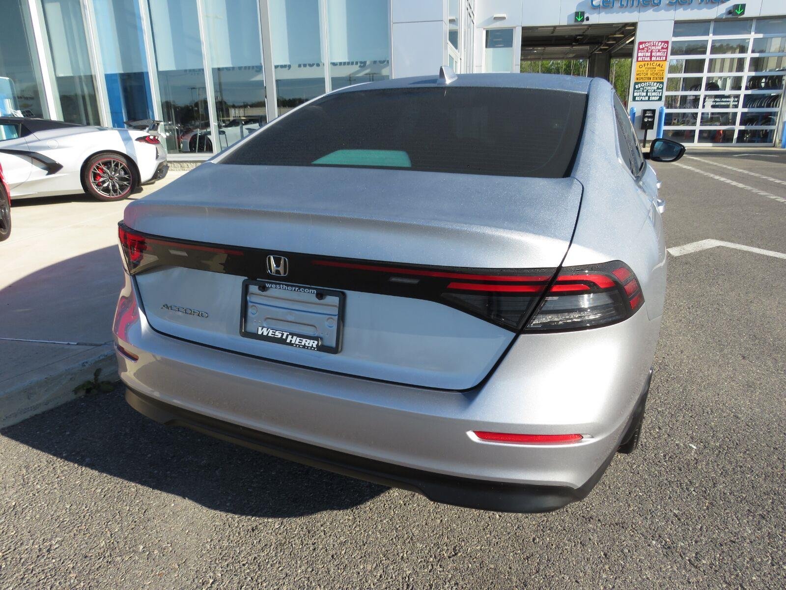 Used 2024 Solar Silver Metallic Honda EX image 8
