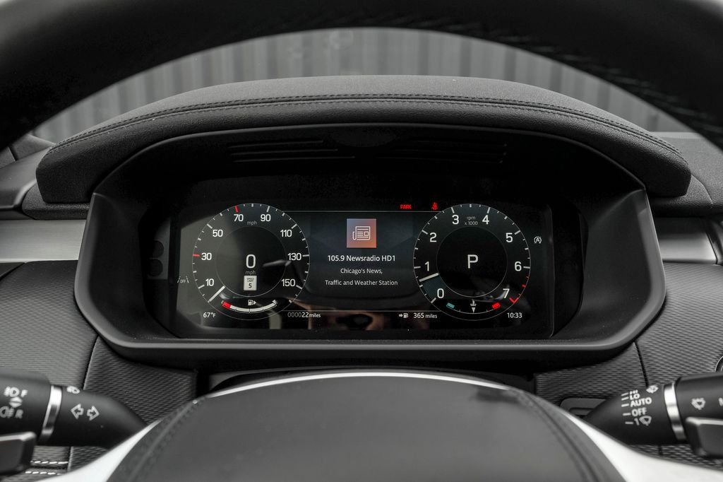 2026 Land Rover Discovery Gemini Edition - Photo 11