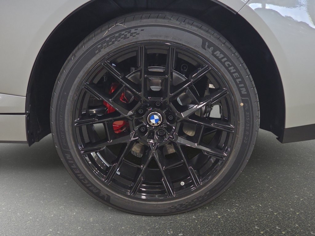 New 2027 Space Silver Metallic BMW  image 21