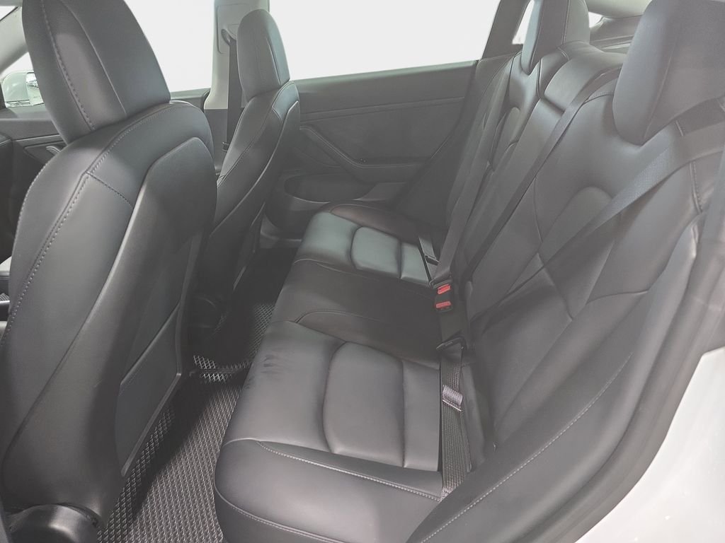 Used 2020 Pearl White Multi-Coat Tesla  image 24