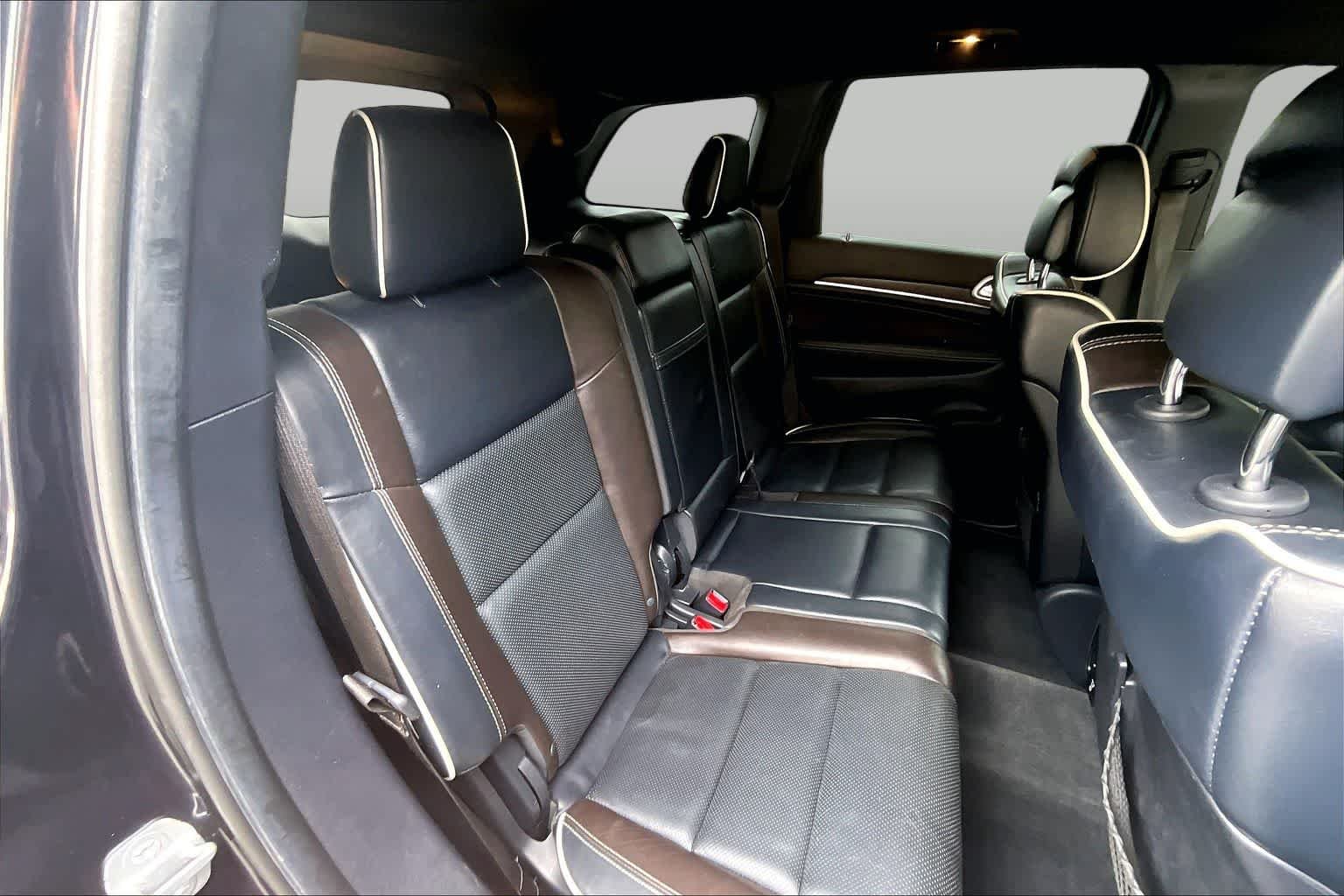Used 2014 Maximum Steel Metallic Clearcoat Jeep Overland image 19