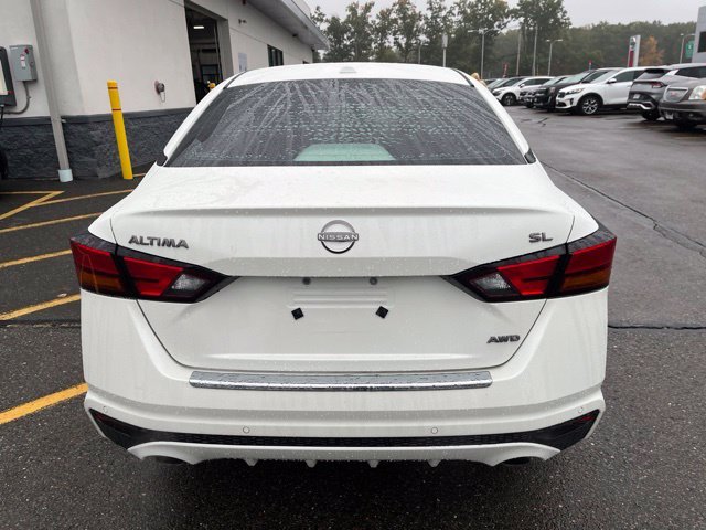 Certified Used 2023 White Nissan SL image 4