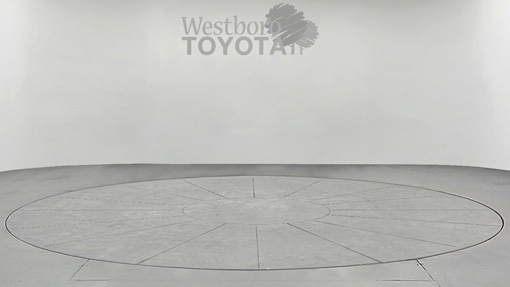 Used 2025 White Toyota XLE image 1