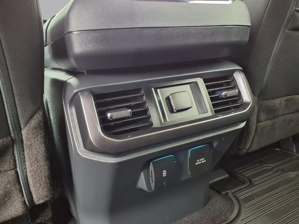 Used 2023 Gray Ford XLT image 25