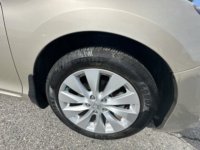 Used 2015 Beige Honda EX image 28