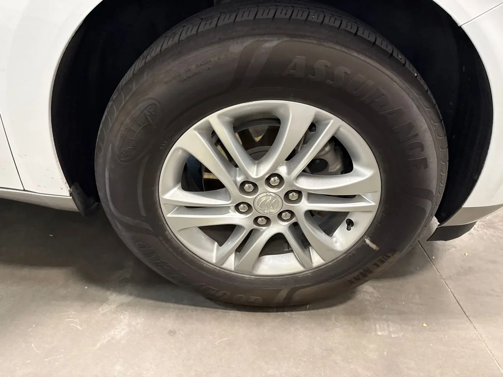 Used 2021 White Buick Premium Group image 20