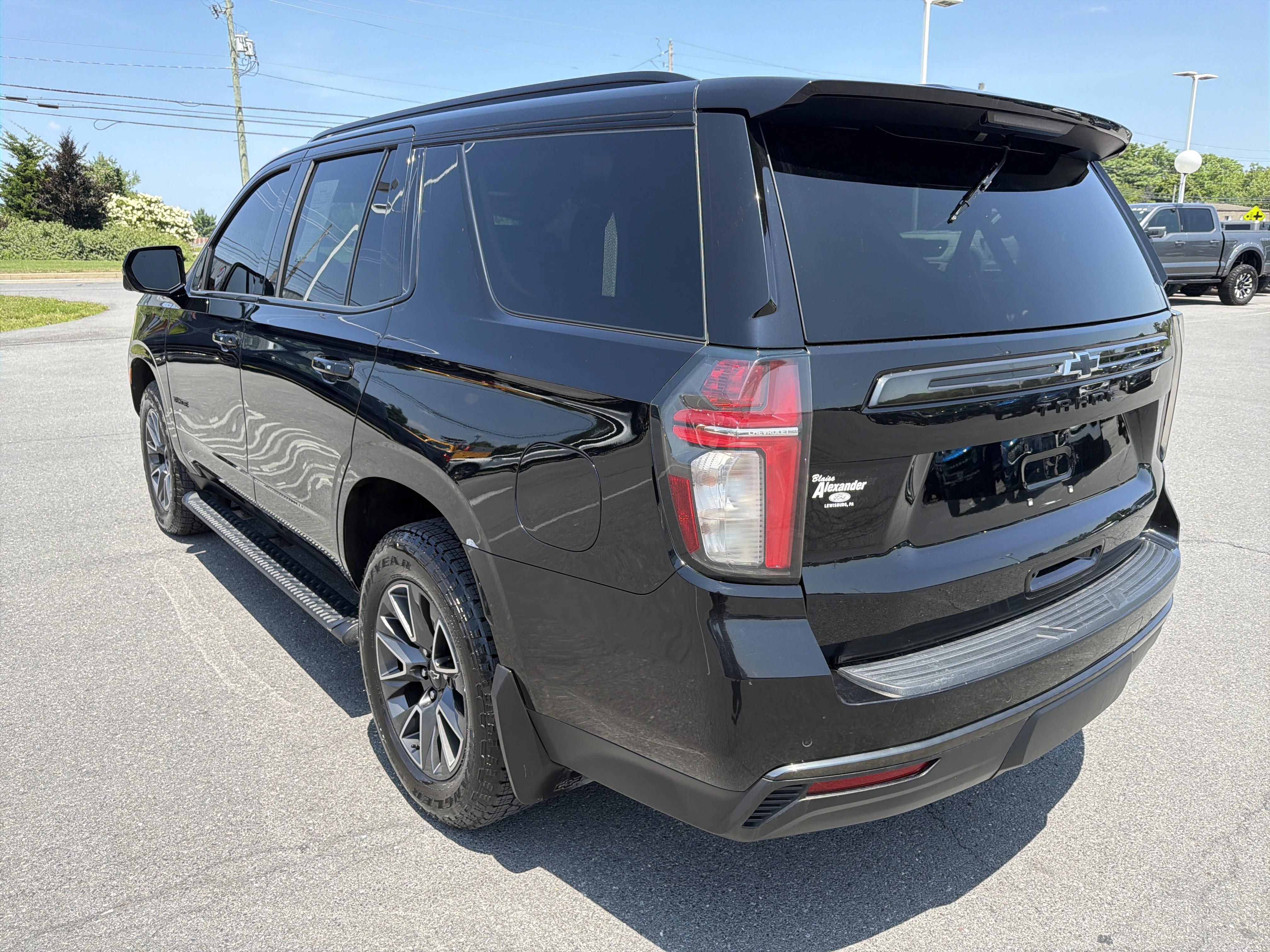 Used 2021 Black Chevrolet Z71 image 6