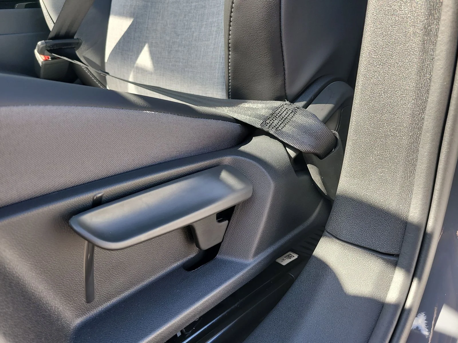 2025 Volkswagen ID.4 PRO - Photo 19