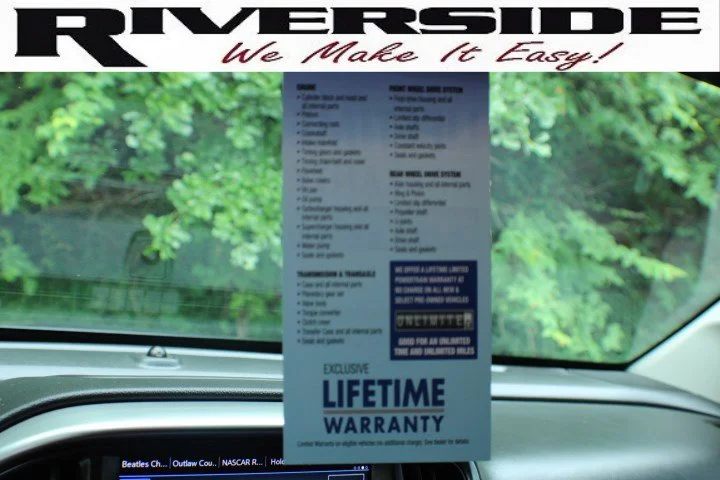 Used 2022 Satin Steel Metallic Chevrolet LT image 9