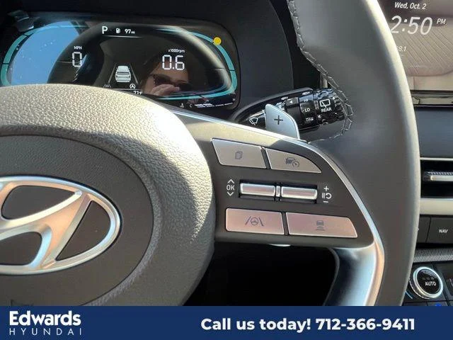 New 2025 Gray Hyundai SEL image 19
