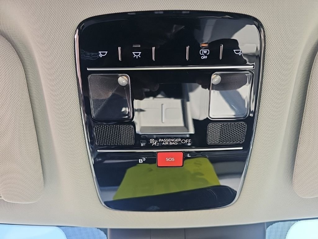 2025 Hyundai Santa Fe SE - Photo 24
