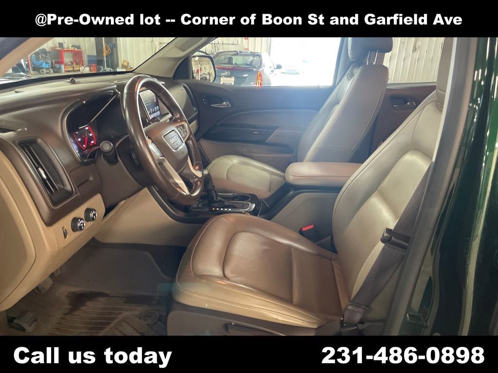 Used 2016 EMERALD GREEN METALLIC GMC 4WD SLT image 14
