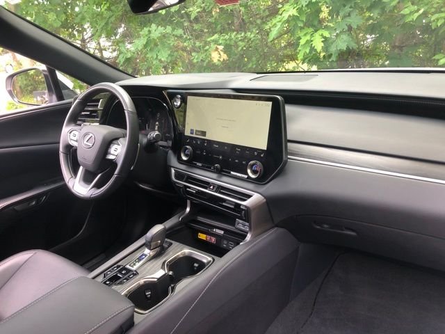 Used 2025 White Pearl Lexus 350 Premium image 19