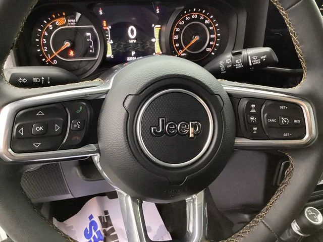 Certified Used 2025 Bright White Clearcoat Jeep Sahara image 12