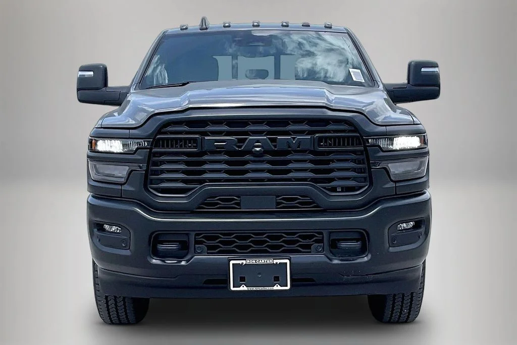 New 2026 Ceramic Gray Clear-Coat Exterior Paint RAM Tradesman image 11