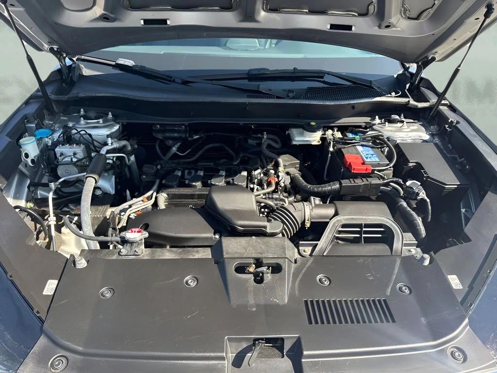 Used 2024 Silver Honda EX-L image 24