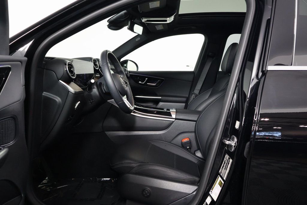 Certified Used 2026 Black Mercedes-Benz GLC 300 image 10