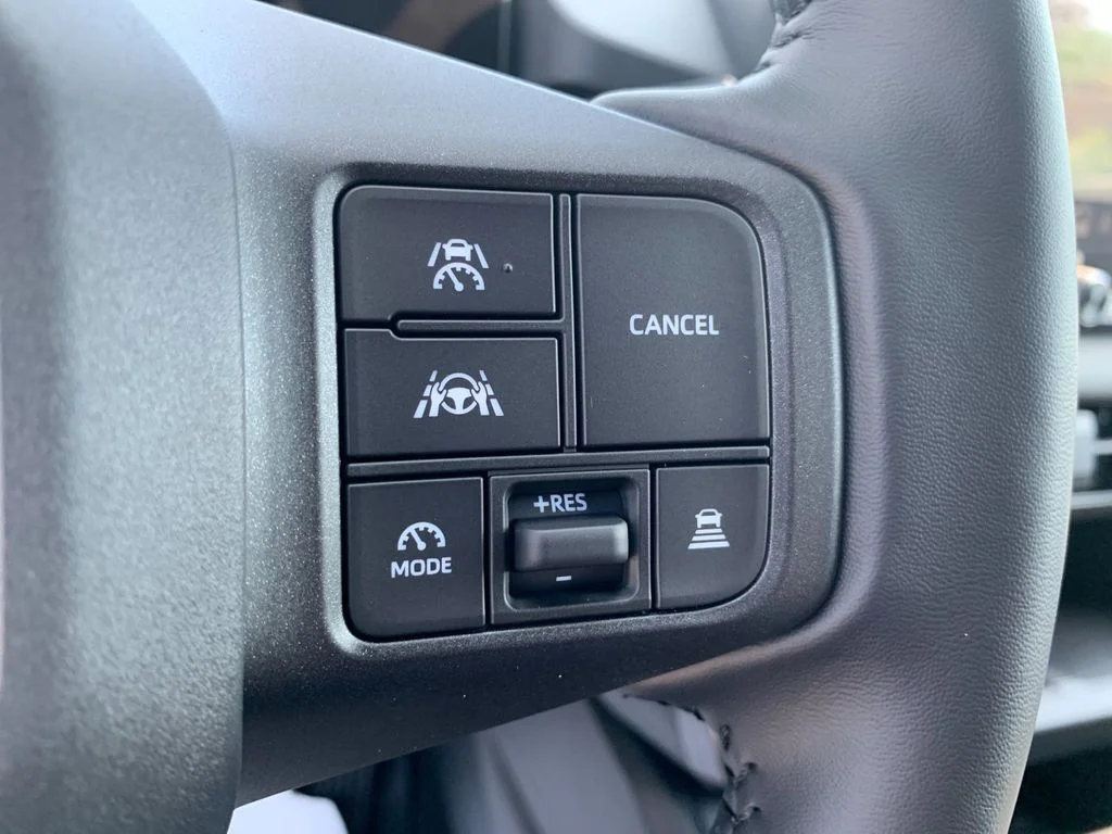 Used 2026  Toyota SE image 27